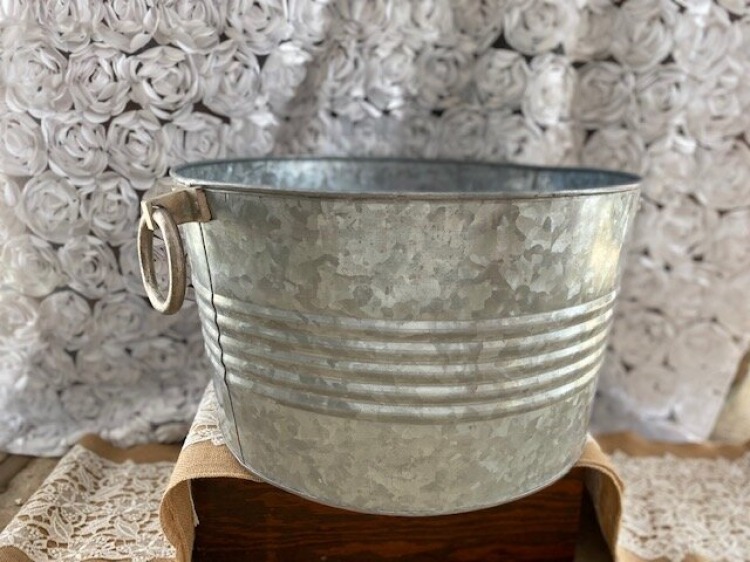 Galvanized Circular Tub 12'(CONTACT THE OFFICE TO BOOK)